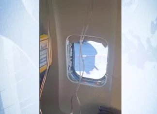 Foreign object damage suspected in Ryanair incident, initial reports suggest Eyewitness photo shows broken window inside Ryanair plane