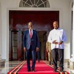 Madaxweyne Xasan Sheekh oo la kulmay dhiggiisa dalka Uganda Museveni