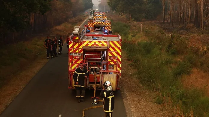 Bordeaux braced for heatwave as wildfire battle continues