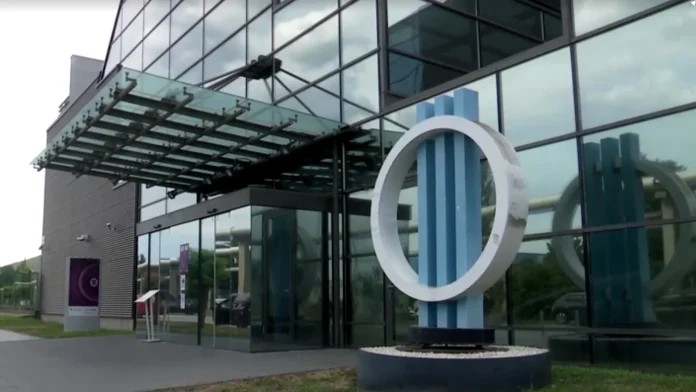 Hungary’s pro-Orban state media abruptly stops broadcasting amid disruption Hungary's pro-Orban public media halt broadcasting