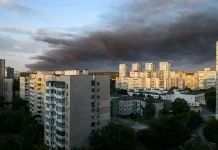 Russia Bombards Kyiv in Massive Ballistic Missile Strike Russia pounds Kyiv in major ballistic missile attack