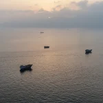 Iiran oo jawaab ka bixisay weerarka duqeynta ah ee Maraykanka US restores Iran oil sanctions as tankers hit in Hormuz