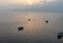 US Reimposes Iran Oil Sanctions After Tanker Attacks in Strait of Hormuz US restores Iran oil sanctions as tankers hit in Hormuz