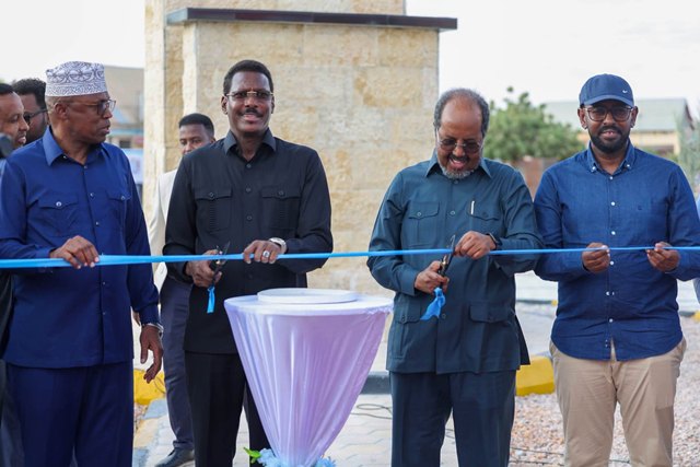 Mashaariic laga hirgeliyay Dhuusamareeb oo xariga laga jaray