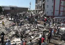 Colombia Earthquake Triggers Building Collapses and Airport Closures Buildings collapse, airports close after Colombia quake