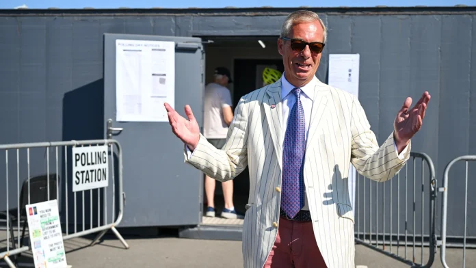 Farage defeats Count Binface to clinch Clacton by-election victory Farage beats Count Binface to win Clacton by-election