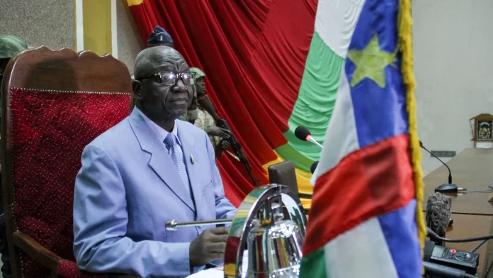 Gold mine collapse in Central African Republic leaves 100 dead 100 dead in Central African Republic gold mine collapse