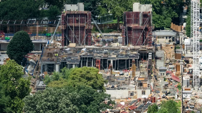 US Appeals Court Halts Trump’s $400M Ballroom Development Project US appeals court blocks Trump's $400m ballroom project