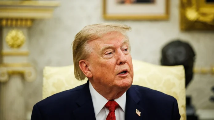 White House slams CNN journalist after question about Trump aide White House attacks CNN reporter over Trump aide question