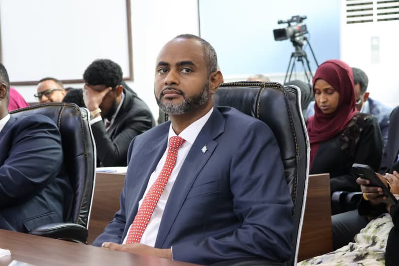 Xildhibaanada Baarlamaanka oo u doortay guddoomiye Cabdulqaadir Maxamed Nuur