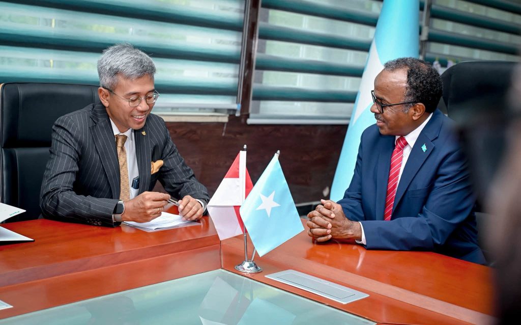 Wasiiru-dowlaha Wasaaradda Arrimaha Dibadda oo Qaabilay Danjiraha Dowladda Indonesia