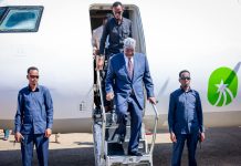 Hoggaamiye Aadan Madoobe oo dib ugu laabtay Baydhabo