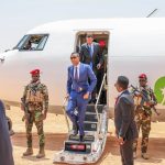 Ra’iisul Wasaare Xamsa oo si weyn loogu soo dhaweeyay Laas-Caanood