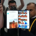 Apple introduces its first foldable smartphone, the iPhone Duo Apple unveils first foldable smartphone iPhone Duo