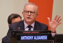 Australian Prime Minister backs proposed new social media regulations in draft rules Australia PM defends new draft social media rules