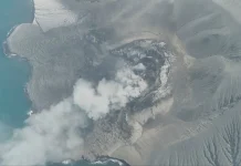Jakarta Airport Prolongs Shutdown Following Nearby Volcanic Eruption Jakarta airport extends closure after volcano eruption