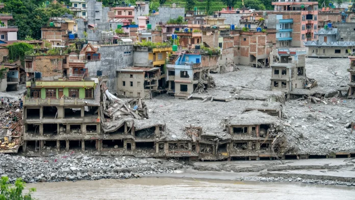 Nepal death toll reaches 1,252 as rescue efforts press on Nepal toll rises to 1,252 as rescue operations continue
