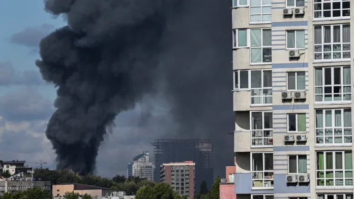 Russia Bombards Kyiv in Intense Overnight Drone Attack Wave Russia pounds Kyiv with drone strikes
