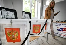 Russia Holds Election Aimed at Cementing the Kremlin’s Grip on Power Russia votes in election set to secure Kremlin's power
