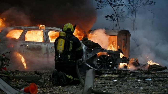 Russian strikes kill five and target Kyiv science academy