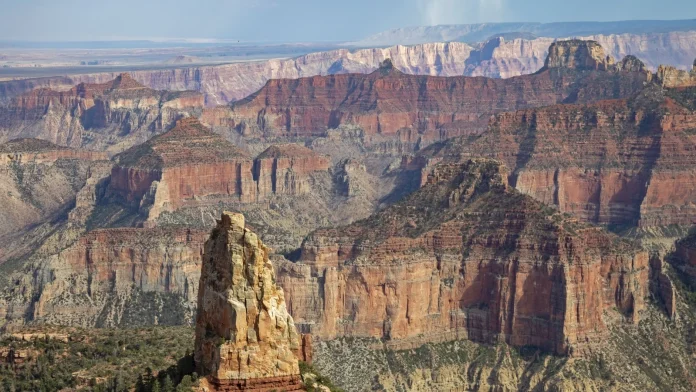 Two victims found after flash floods sweep through Grand Canyon Two bodies recovered in aftermath of Grand Canyon floods