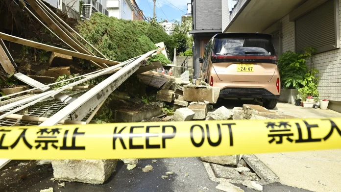 Typhoon Dujuan Kills at Least Four People Across Japan Typhoon Dujuan leaves at least four dead in Japan
