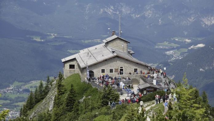 Blaze Sweeps Through “Eagle’s Nest,” Hitler’s Former Mountain Hideaway Fire engulfs 'Eagle's Nest' - Hitler's mountain retreat