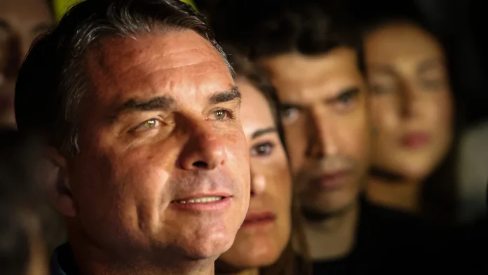 Bolsonaro Edges Lula, Sending Brazil’s Presidential Election to Runoff Bolsonaro leads Lula as Brazil election goes to run-off