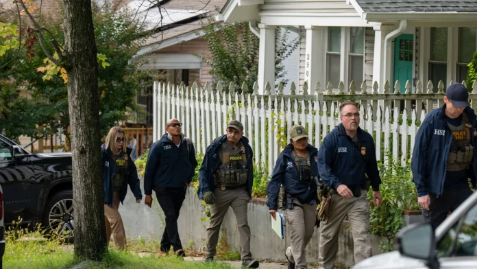 Democrats denounce federal search at Rep. Ilhan Omar’s home Democrats condemn federal search of Ilhan Omar home