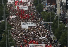 Massive protests erupt across Spain after housing reforms are voted down Huge protests in Spain after housing measures defeated