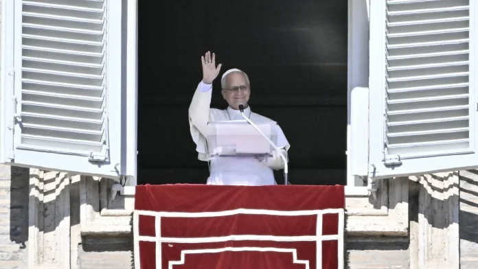 Pope to Have Surgery to Remove Small Lung Growth Pope to undergo surgery to remove small growth on lung