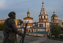 Russia Dismisses Plague Reports as Public Reaction Remains Muted 'Nobody seems to care' - Russia shrugs off plague reports