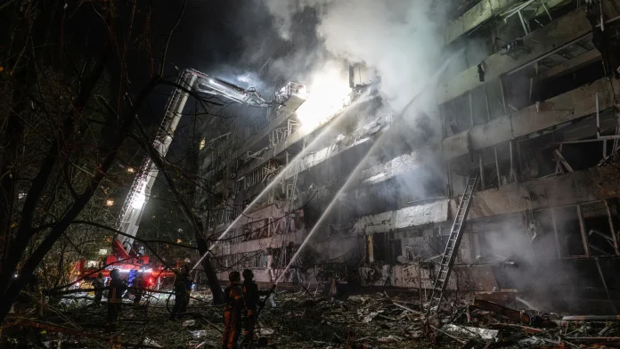 Russian attacks kill six and knock out power across parts Russian strikes kill six, cut power in Ukraine