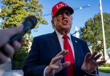Trump to hold call with Putin on virus outbreak as US ramps pressure Trump to speak to Putin on plague as US steps up pressure