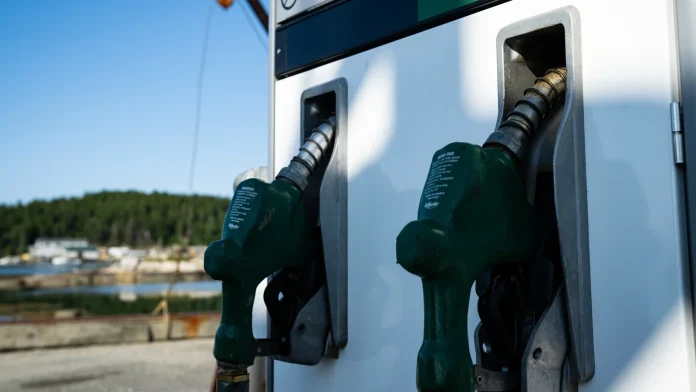 Von der Leyen praises G7 plan to release diesel and Von der Leyen welcomes G7 releasing diesel and oil stocks