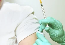 WHO Experts Urge HPV Vaccination for Girls Starting at Age 4 WHO experts call for HPV vaccine for girls aged 4 and up