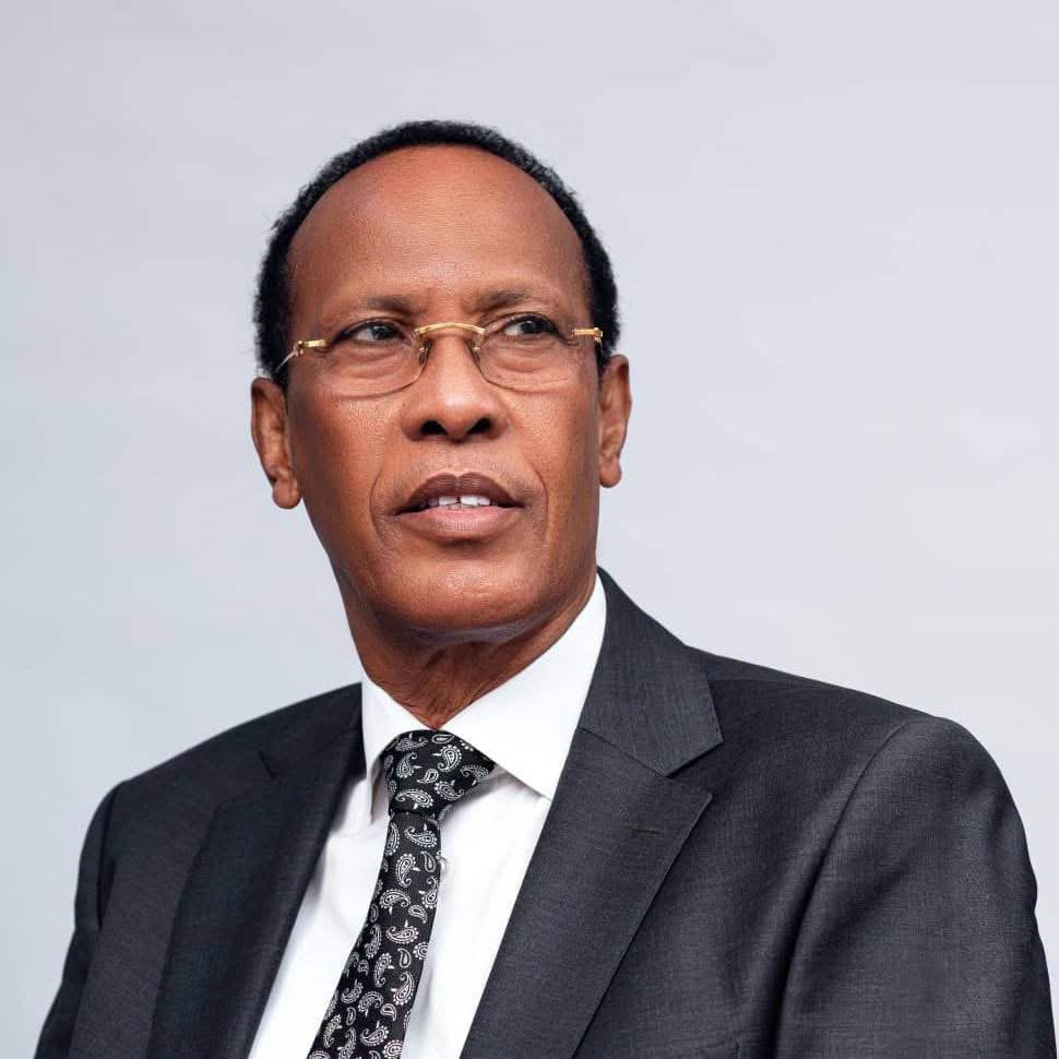 Cali Maxamed Geedi oo hambalyo u diray hoggaamiyaha cusub ee Hirshabeelle